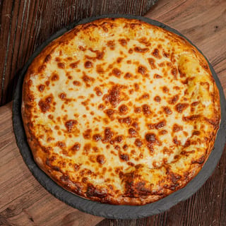 Megruli Khachapuri